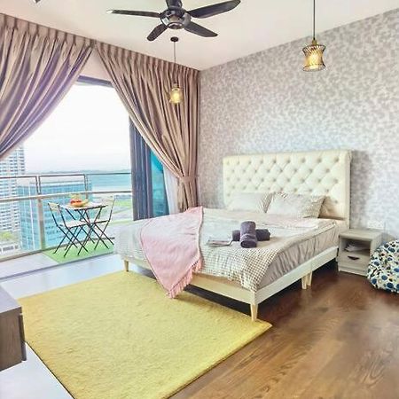 1519 Almas Suites Seaview Sunrise Netflix By Stay Нусаджая Екстериор снимка