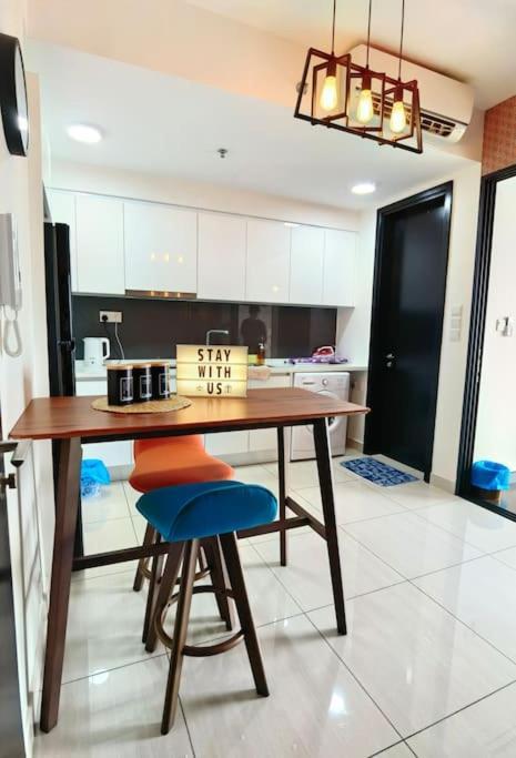 1519 Almas Suites Seaview Sunrise Netflix By Stay Нусаджая Екстериор снимка