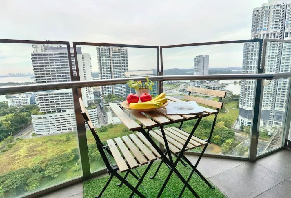 1519 Almas Suites Seaview Sunrise Netflix By Stay Нусаджая Екстериор снимка