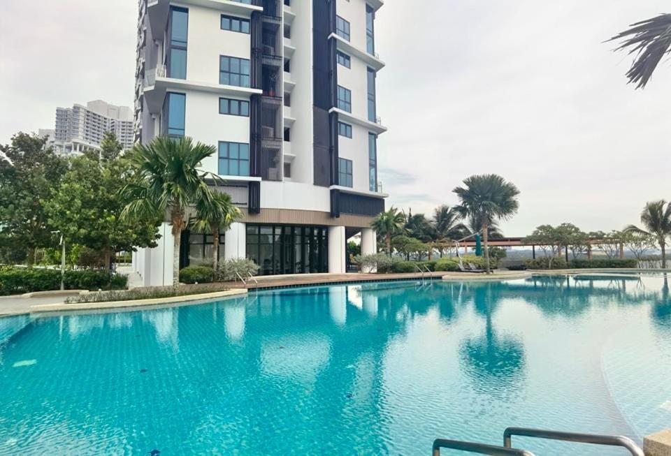 1519 Almas Suites Seaview Sunrise Netflix By Stay Нусаджая Екстериор снимка